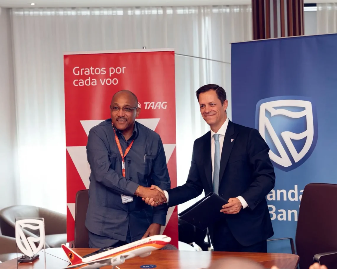 CEO da TAAG, Nelson Rodrigues de Oliveira e CEO do Standard Bank Angola, Luís Teles