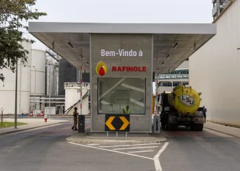 Rafinole, fábrica do Grupo Angoalissar