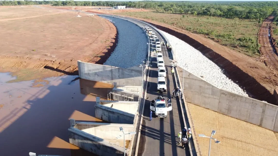 Obras na barragem de Calacuve no Cunene