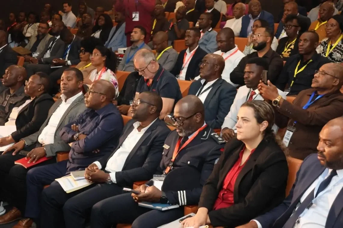 Encontro do ministro Diamantino Azevedo com operadores de rochas ornamentais